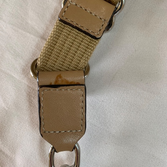 Coach Brown Leather Crossbody Bag Tan / Light Brown Color Silver Hardware - Picture 11 of 16